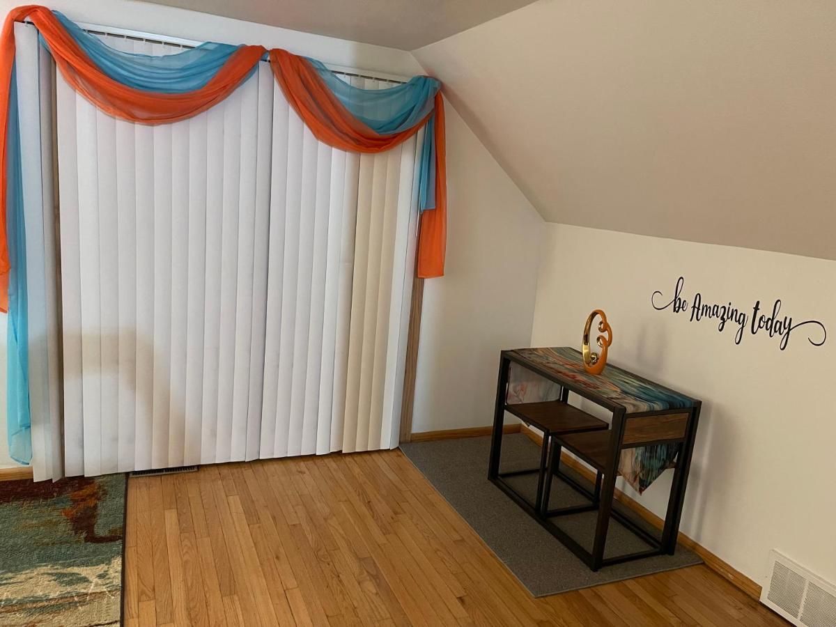 Appartamento Elite Casa Collection -Free Coffee, Parking, And Wi-Fi Milwaukee Esterno foto
