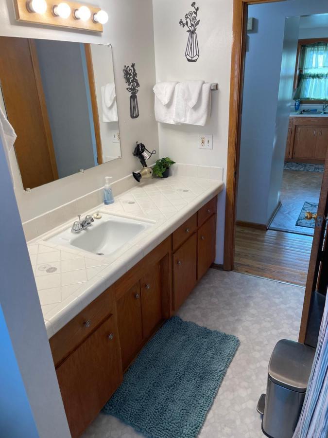 Appartamento Elite Casa Collection -Free Coffee, Parking, And Wi-Fi Milwaukee Esterno foto